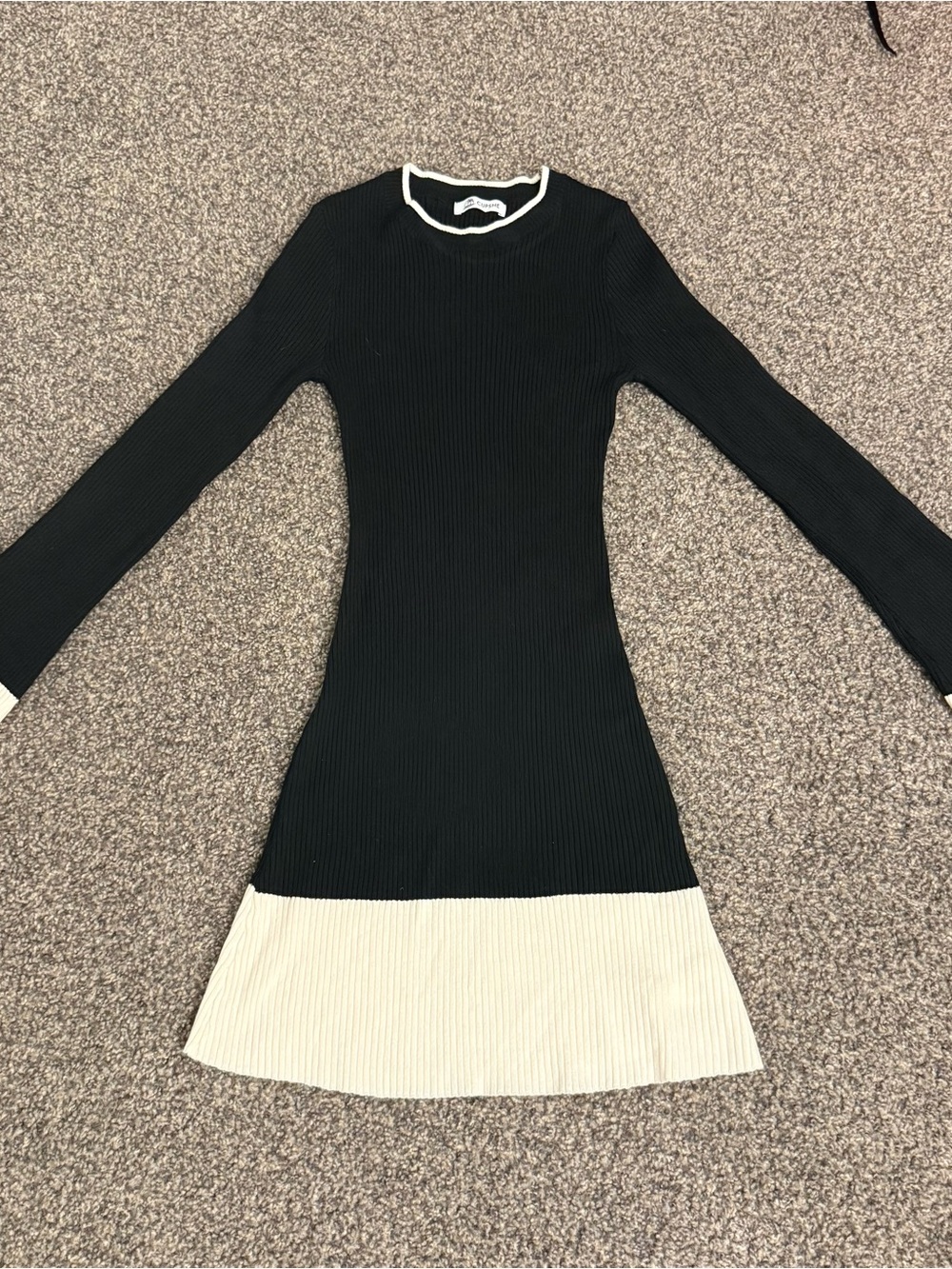 Cupshe Black Ribbed Long-Sleeve Dress with Cream Trim